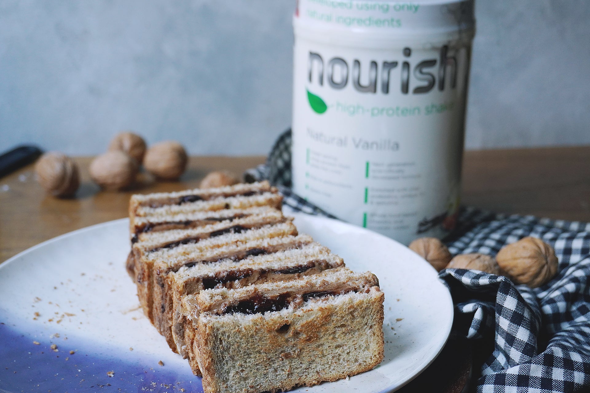 PEANUT BUTTER PROTEIN SANDWICH
